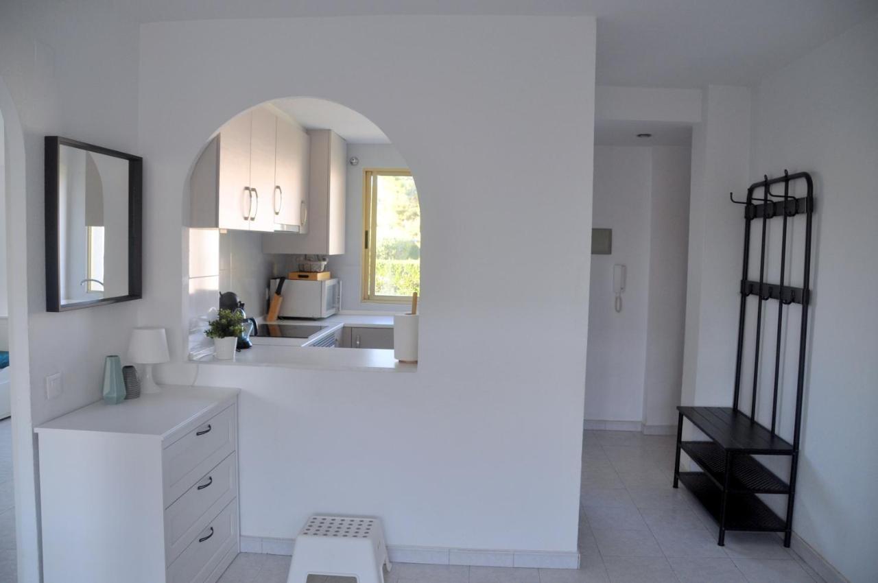 Apartamento Con Piscina Y Parking El Campello Luaran gambar