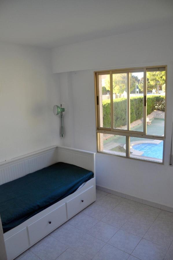 Apartamento Con Piscina Y Parking El Campello Luaran gambar