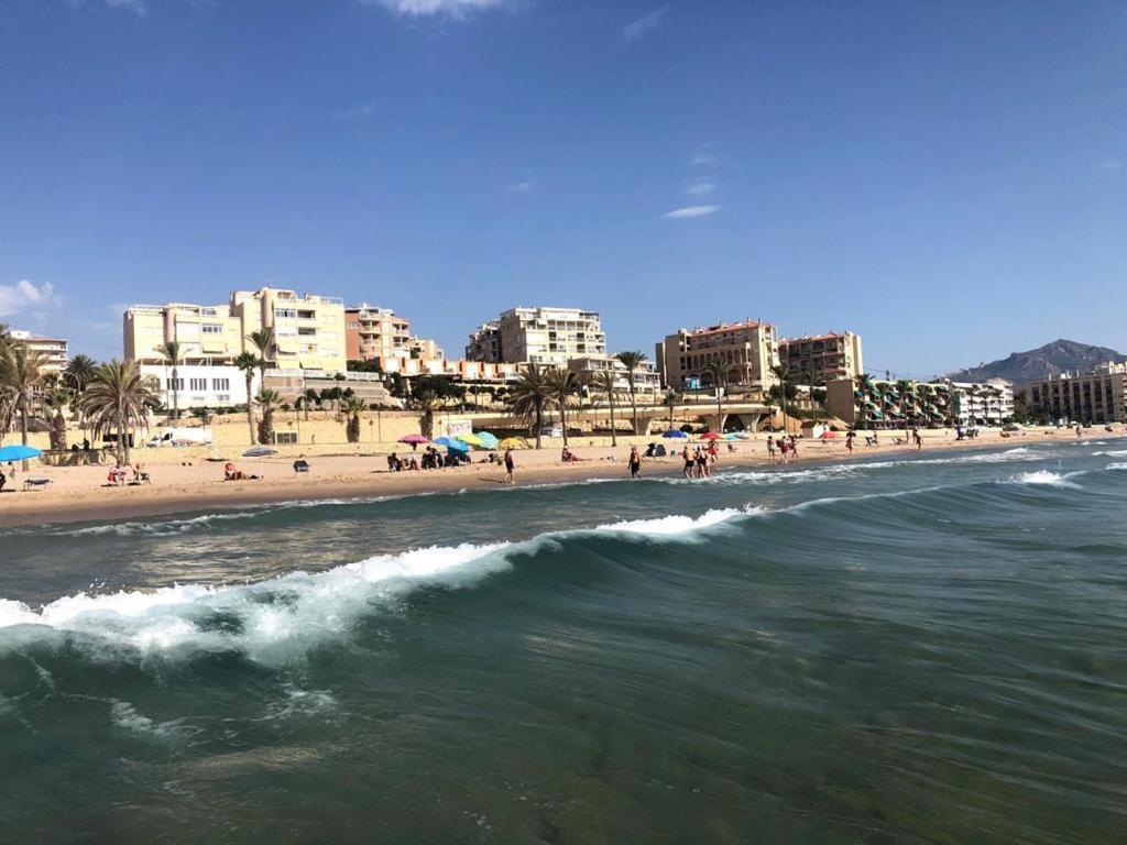 Apartamento Con Piscina Y Parking El Campello Luaran gambar