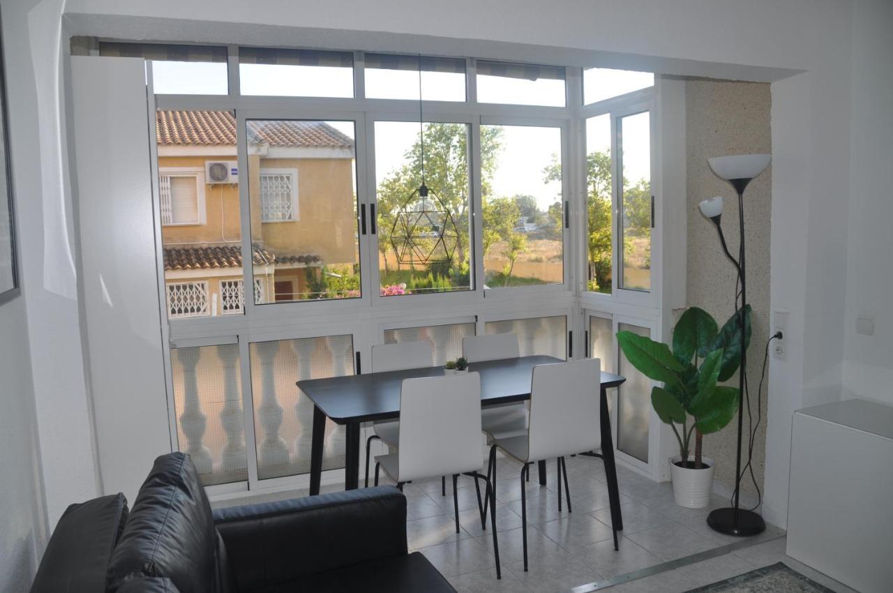 Apartamento Con Piscina Y Parking El Campello Luaran gambar