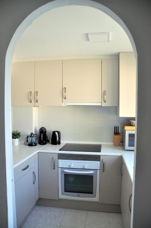 Apartamento Con Piscina Y Parking El Campello Luaran gambar